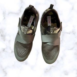 Army Green Tiem Spin Shoes